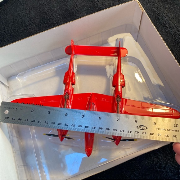 P-38 Lightning SpecCast Tony LeVier Model - Picture 11 of 13